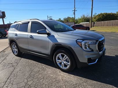 Used 2024 GMC Terrain SLE w/ Driver Convenience Package