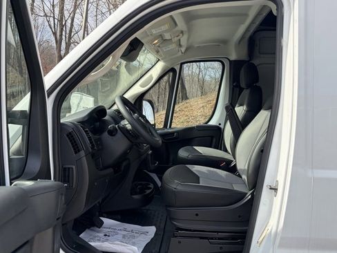 Used 2024 RAM ProMaster 3500 w/ Power Group image 16