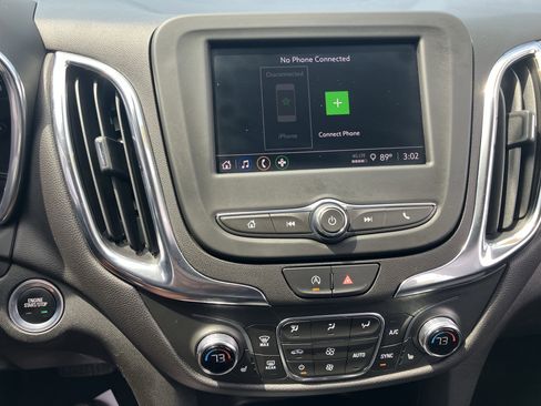 Used 2024 Chevrolet Equinox LT FWD image 34
