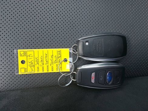 Used 2025 Subaru Forester Touring AWD/4WD image 37