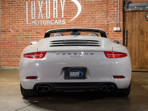 Used 2013 Porsche 911 Carrera S image 7
