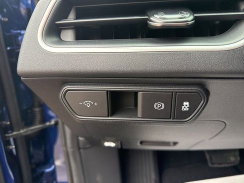 New 2025 Kia K4 LXS image 22