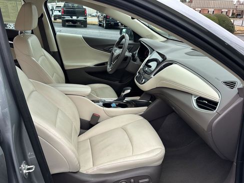 Used 2024 Chevrolet Malibu LT image 10