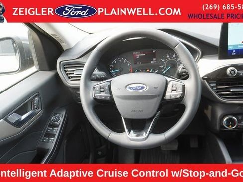 Used 2022 Ford Escape SEL image 14