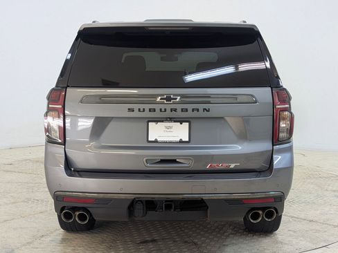 Used 2022 Chevrolet Suburban RST w/ Sport Performance Package image 10