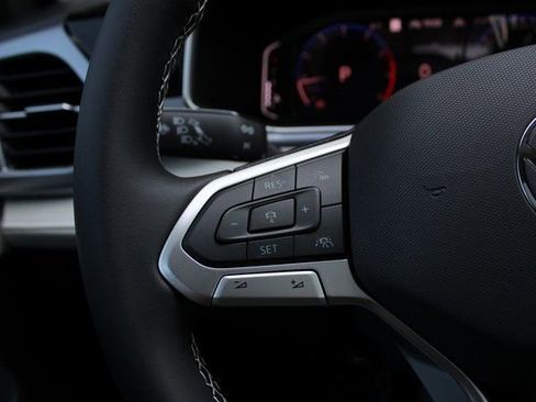 New 2025 Volkswagen Taos SEL AWD/4WD image 10