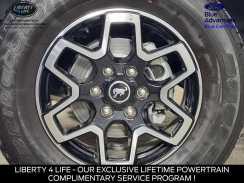 Used 2023 Ford Bronco Outer Banks AWD/4WD image 12