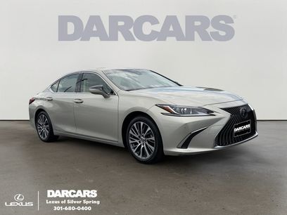Used 2019 Lexus ES 300h w/ Premium Package