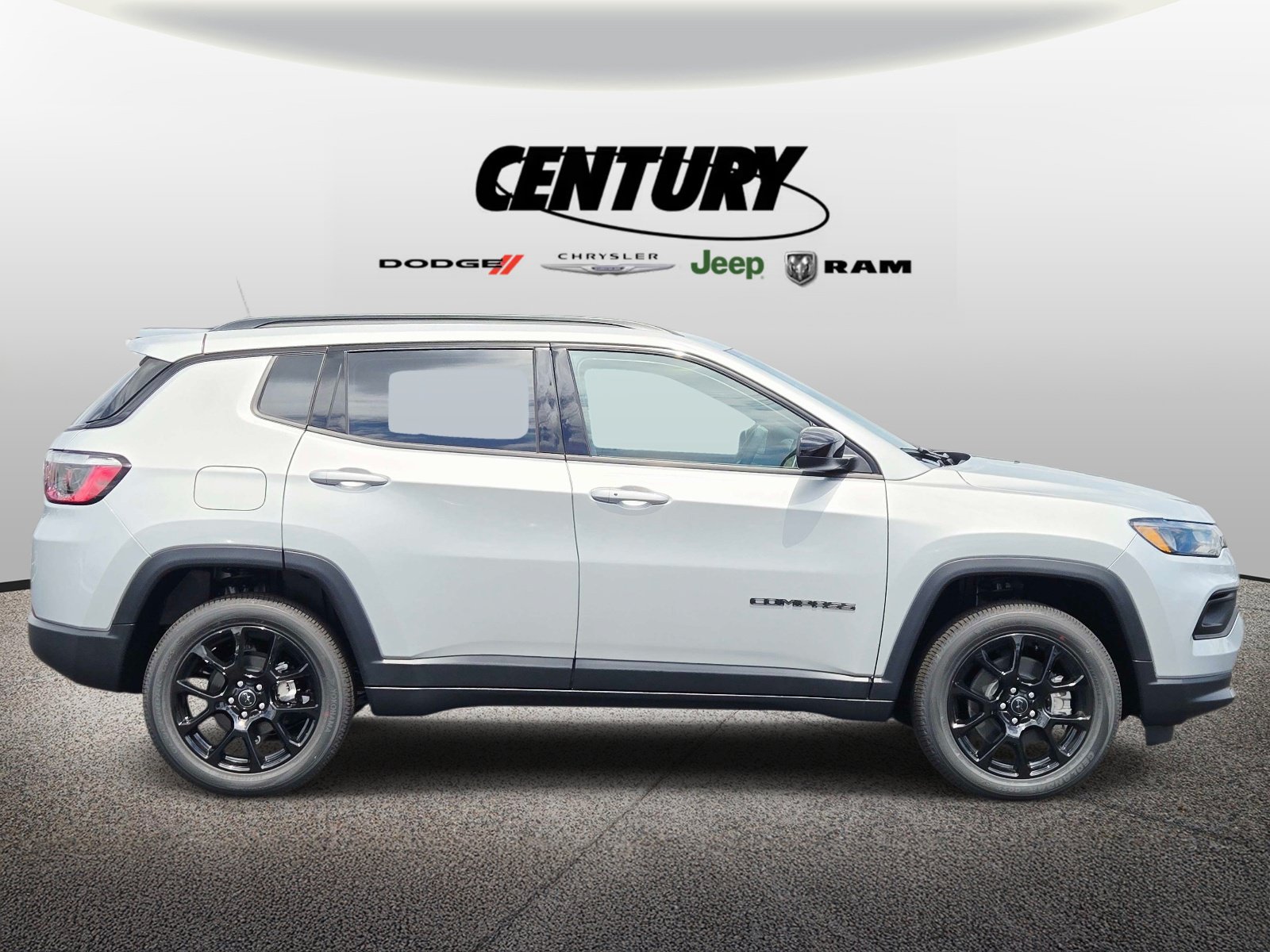 Used 2026 Jeep Compass Latitude AWD/4WD image 2
