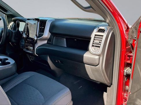 Certified 2026 RAM 2500 Big Horn AWD/4WD image 17