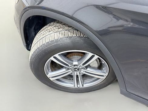 Used 2021 Mercedes-Benz GLC 300 image 41