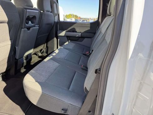 Used 2024 Ford F250 XLT w/ Snow Plow Prep Package image 19