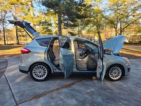 Used 2013 Ford C-MAX SEL image 36