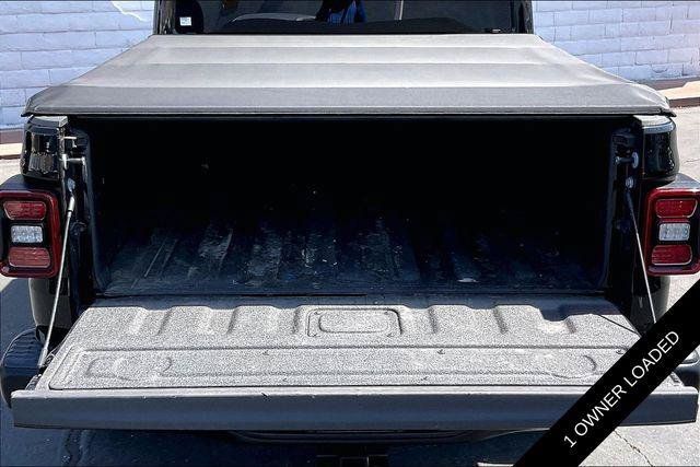 Certified 2024 Jeep Gladiator Mojave AWD/4WD image 32