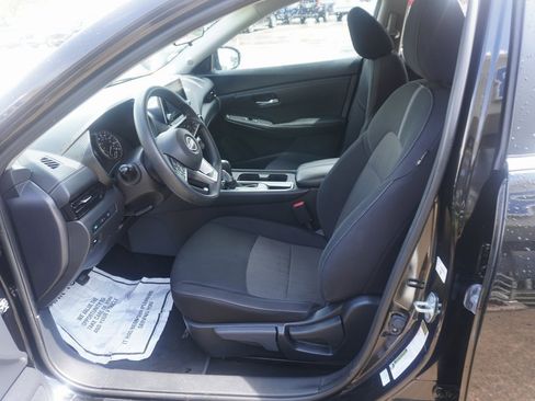 Used 2024 Nissan Sentra SV image 6