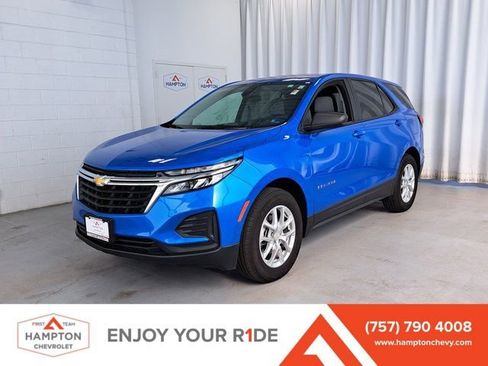 Used 2024 Chevrolet Equinox LS w/ LS Convenience Package FWD image 1