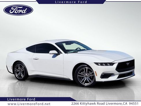 Used 2024 Ford Mustang Coupe RWD image 1