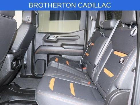 Used 2023 GMC Sierra 1500 AT4 w/ AT4 Premium Package AWD/4WD image 32