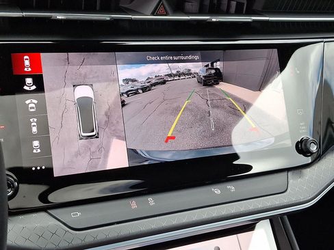 Used 2025 Jeep Wagoneer S Limited image 18