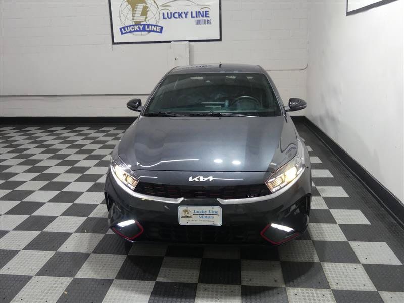 Used 2023 Kia Forte GT-Line FWD image 3