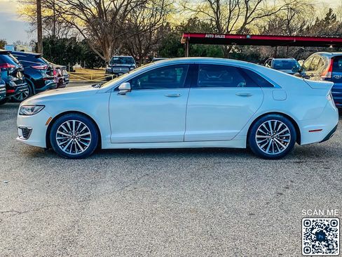 Used 2020 Lincoln MKZ AWD w/ Convenience Package image 5