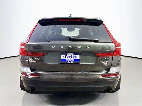 Used 2021 Volvo XC60 T5 Momentum w/ Climate Package AWD/4WD image 7
