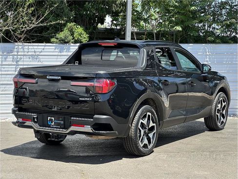 Used 2023 Hyundai Santa Cruz Limited AWD/4WD image 10