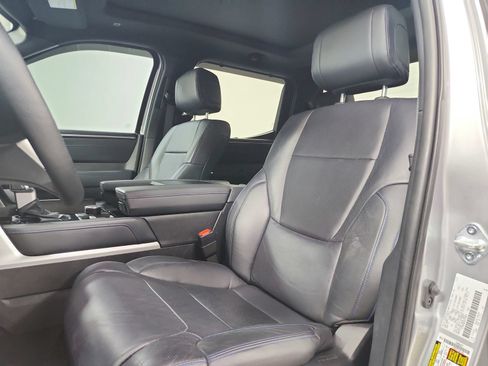 Used 2025 Toyota Tundra Platinum AWD/4WD image 10