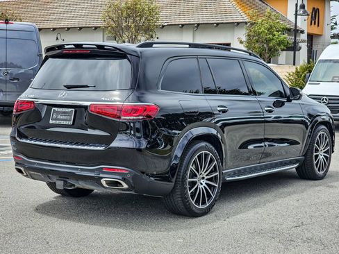 Used 2023 Mercedes-Benz GLS 580 4MATIC image 8