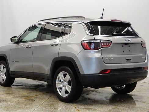 Certified 2022 Jeep Compass Latitude image 3