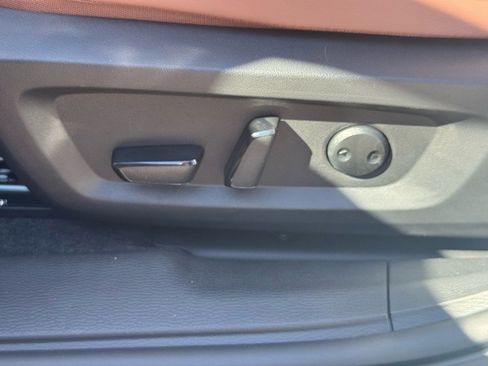 New 2025 Mitsubishi Outlander SEL image 25