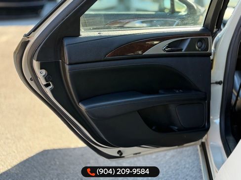 Used 2018 Lincoln MKZ Reserve image 12