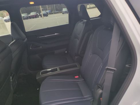 New 2026 INFINITI QX60 Sport w/ Dark Cargo Package image 15