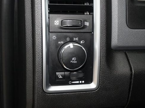 Used 2019 RAM 1500 Lone Star image 24