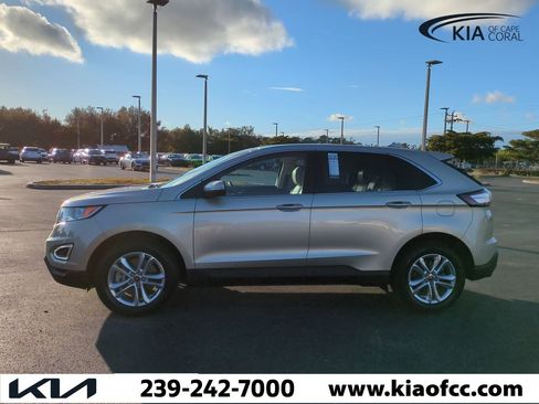 Used 2018 Ford Edge Titanium w/ Equipment Group 301A image 8