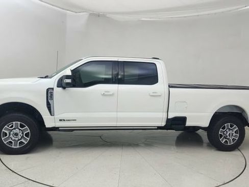 Used 2023 Ford F350 Lariat w/ Tow Technology Package image 3