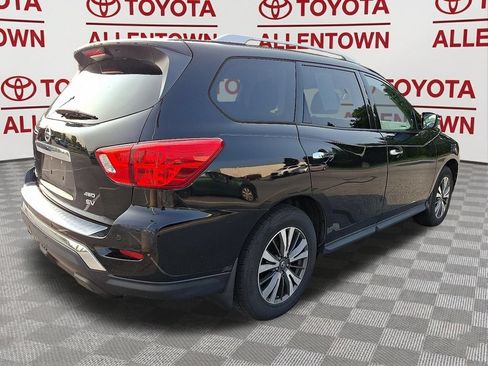Used 2017 Nissan Pathfinder SV AWD/4WD image 7
