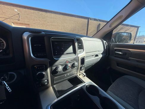 Used 2016 RAM 1500 Big Horn image 30