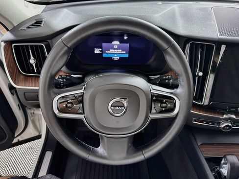Used 2024 Volvo XC60 B5 Plus w/ Protection Package Premier AWD/4WD image 15