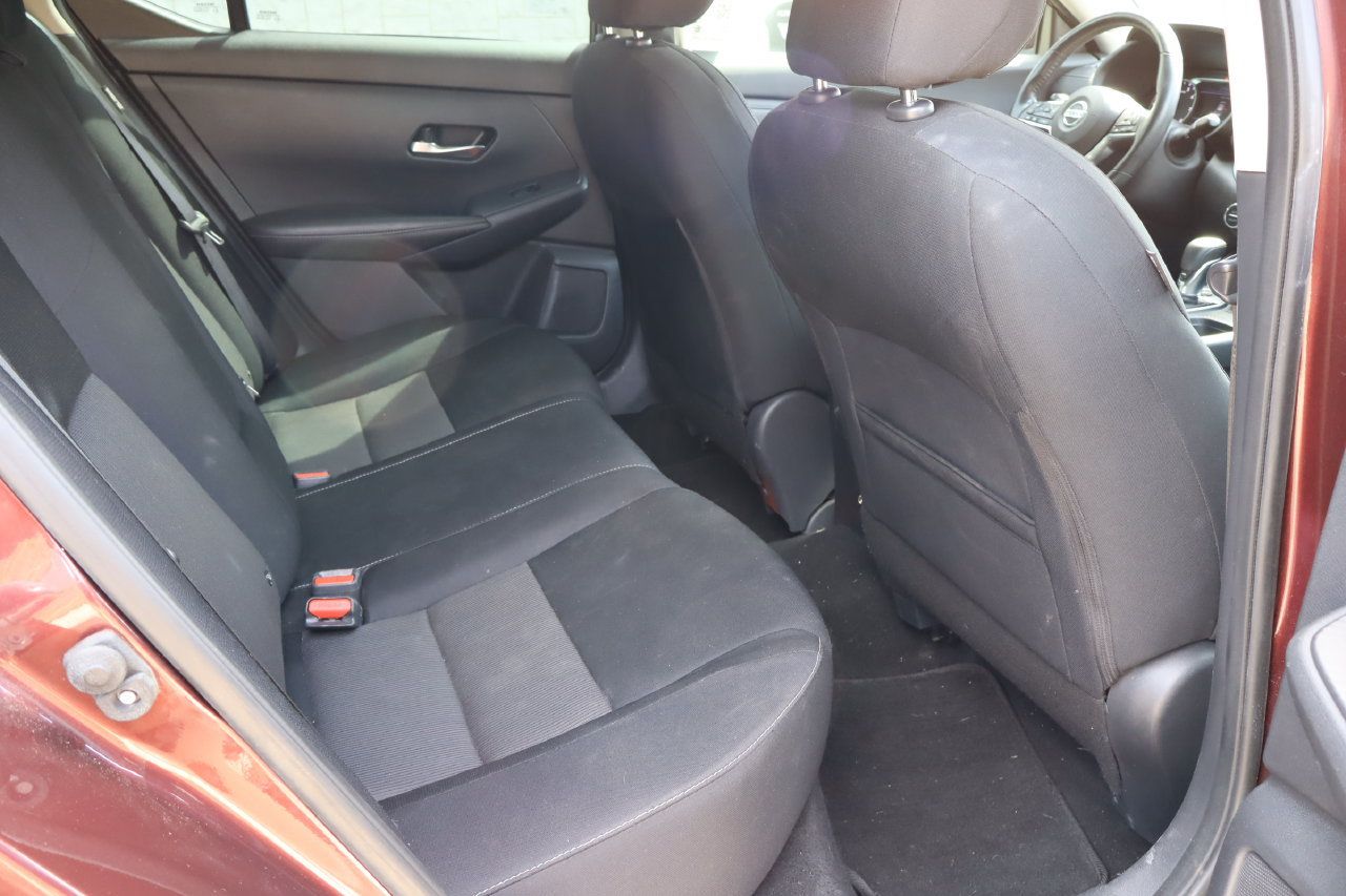 Used 2021 Nissan Sentra SV FWD image 17