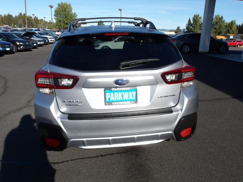 Used 2022 Subaru Crosstrek 2.0i Premium w/ Popular Package #4A image 4