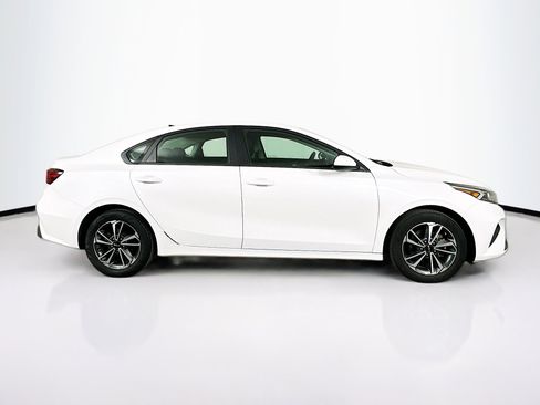 Used 2024 Kia Forte LXS image 10