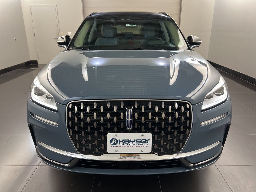 New 2025 Lincoln Corsair Grand Touring w/ Equipment Group 302A AWD/4WD image 2