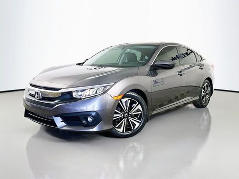 Used 2018 Honda Civic EX-L image 3