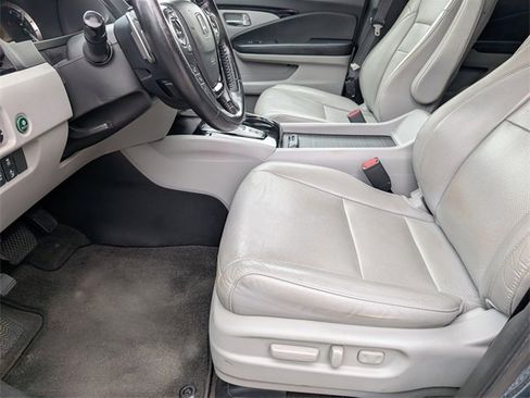 Used 2016 Honda Pilot Elite image 15