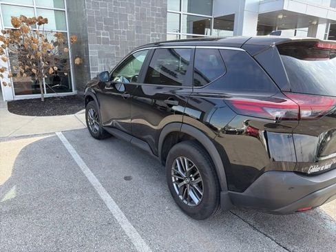 Used 2021 Nissan Rogue S image 7