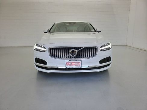 Used 2024 Volvo S90 T8 Ultimate AWD/4WD image 3