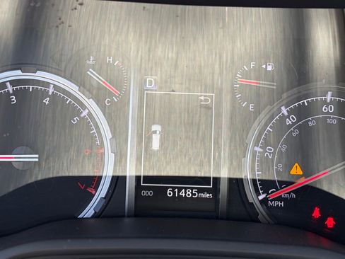 Used 2022 Toyota 4Runner TRD Off-Road Premium AWD/4WD image 33