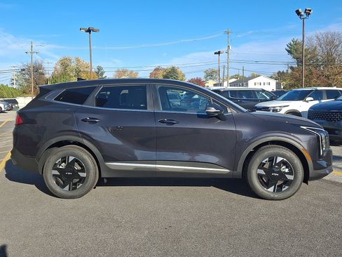 New 2026 Kia Sportage LX w/ LX Convenience Package image 9