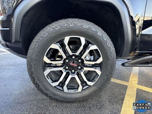 Used 2025 GMC Canyon AT4 w/ Nightfall Edition image 36